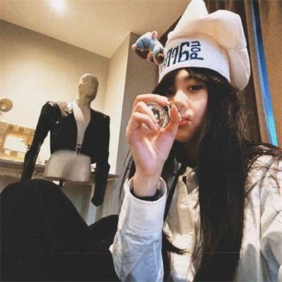 鲨笼潜水